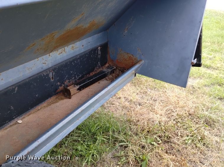 image for item LP9641 L-H  creep feeder