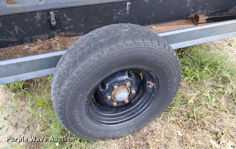 image for item LP9641 L-H  creep feeder