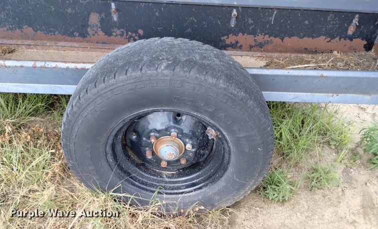 image for item LP9641 L-H  creep feeder