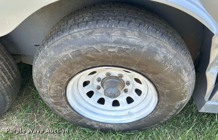 image for item LP9988 1987 Ponderousa  livestock trailer