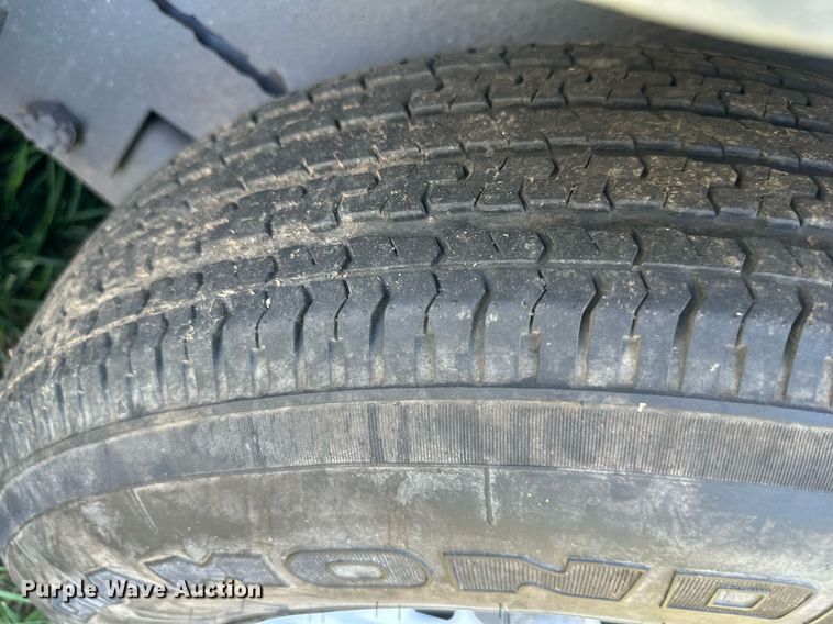 image for item LP9988 1987 Ponderousa  livestock trailer