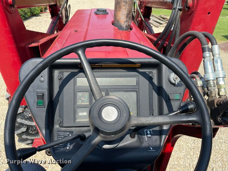 image for item LS9301 1994 Case IH 595  MFWD tractor