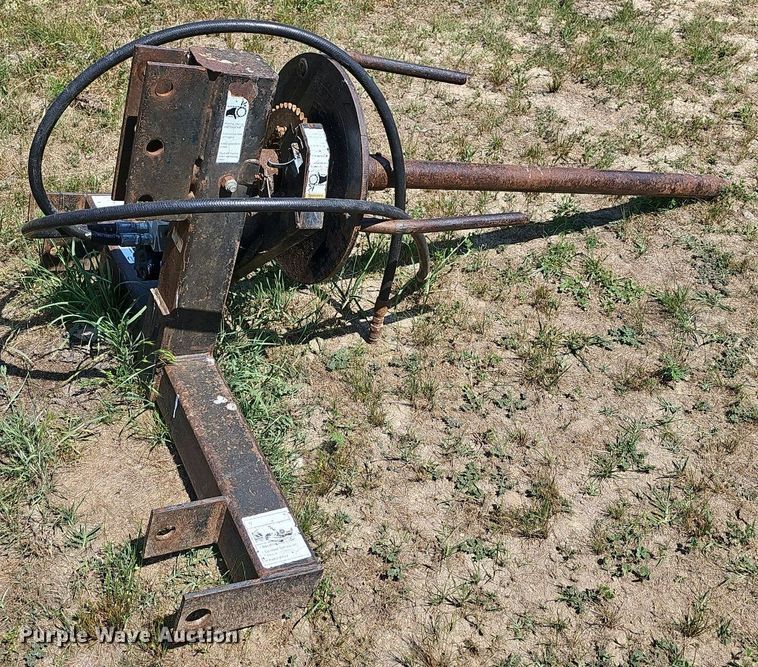 image for item LW9759 Bale unroller