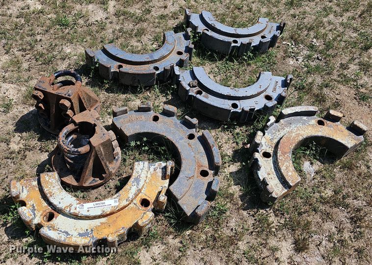 image for item LW9760 Tractor attachments