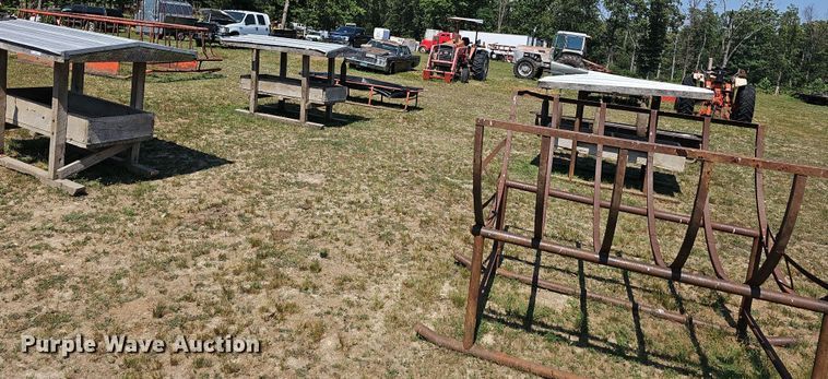 image for item LW9765 Livestock equipment