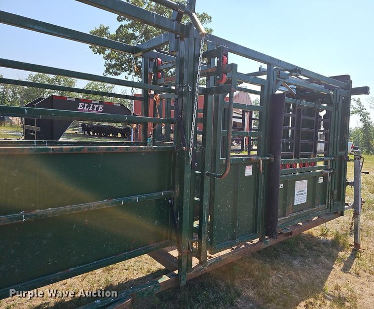 image for item LW9766 Arrow Farmquip  corral system