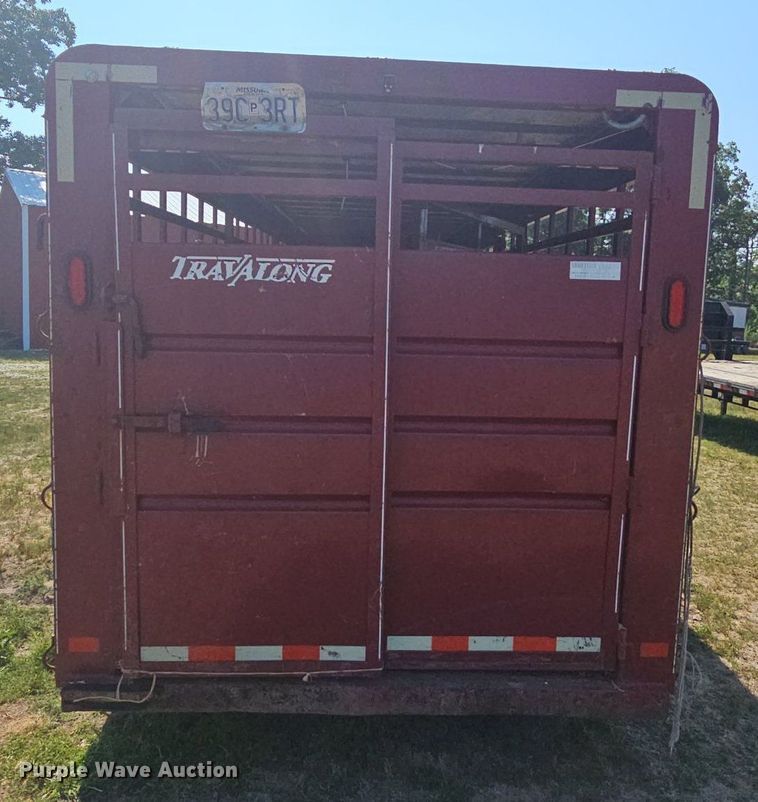 image for item LW9768 2007 Travalong Advantage  livestock trailer