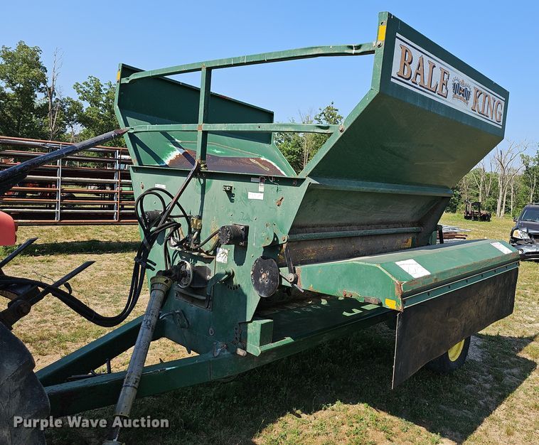 image for item LW9770 Bale King  bale processor
