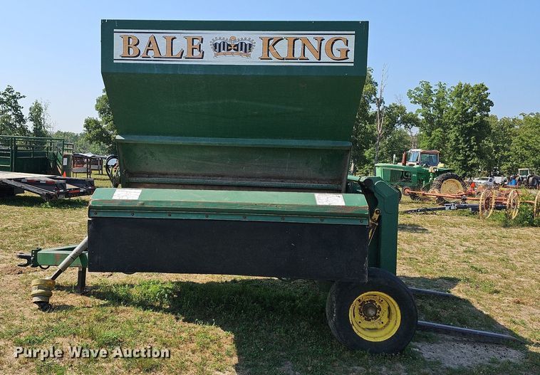 image for item LW9770 Bale King  bale processor