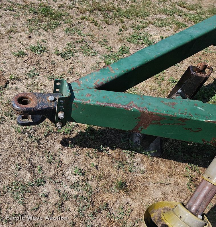 image for item LW9770 Bale King  bale processor