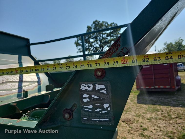 image for item LW9770 Bale King  bale processor