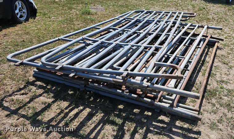 image for item LW9772 Approximately 15 panels