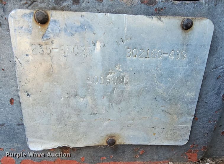 image for item LW9774 1983 White 2-135 Series 3 Field Boss  MFWD tractor