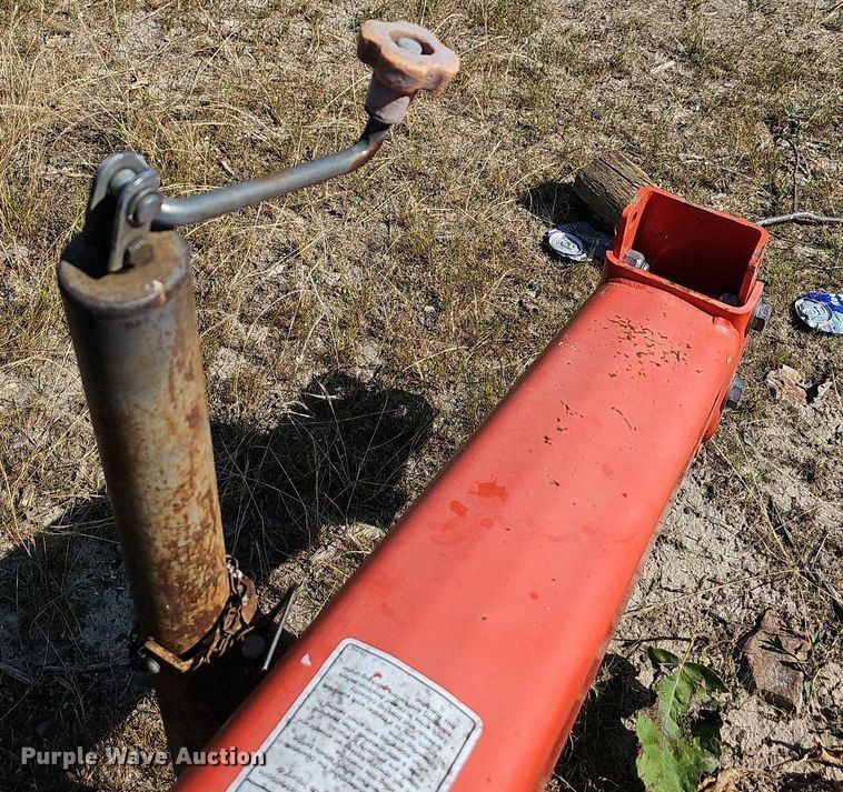 image for item LW9778 Speedrake SR108 GII  hay rake