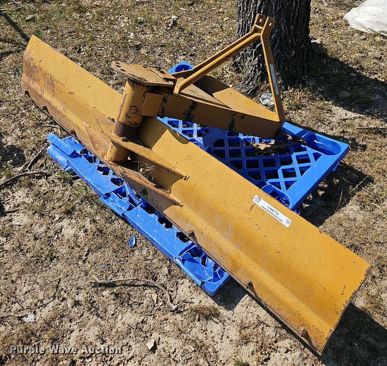 image for item LW9779 King Kutter  7'W blade