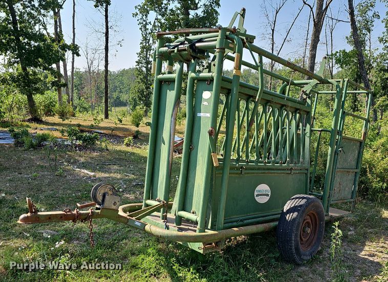 image for item LW9780 Powder River  livestock squeeze chute