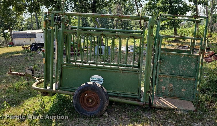 image for item LW9780 Powder River  livestock squeeze chute