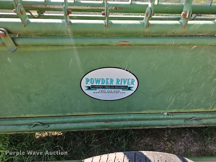 image for item LW9780 Powder River  livestock squeeze chute