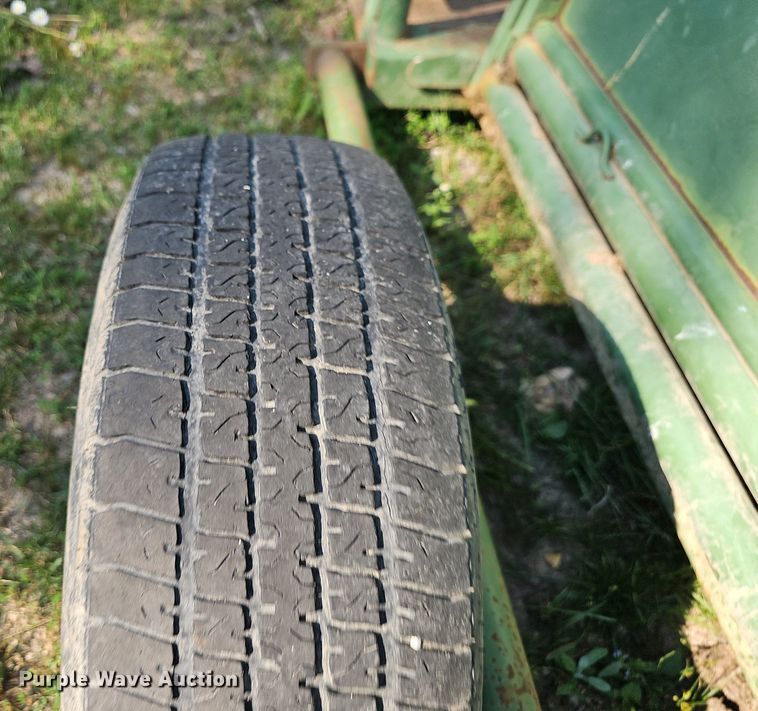 image for item LW9780 Powder River  livestock squeeze chute