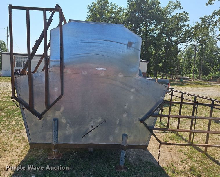 image for item LW9784 Hostetler  creep feeder