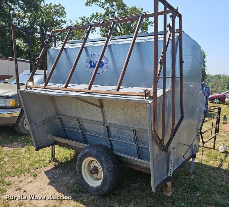 image for item LW9784 Hostetler  creep feeder