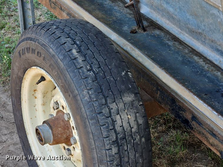 image for item LW9784 Hostetler  creep feeder