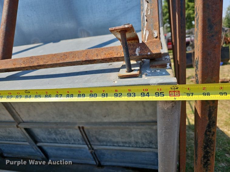 image for item LW9784 Hostetler  creep feeder