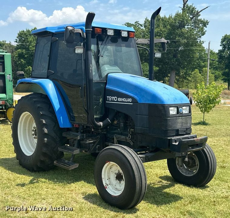 image for item MB9555 2002 New Holland TS110  tractor