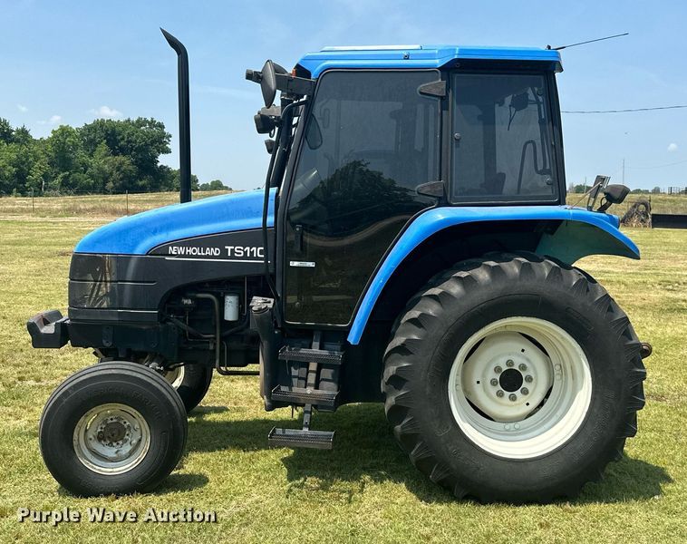 image for item MB9555 2002 New Holland TS110  tractor