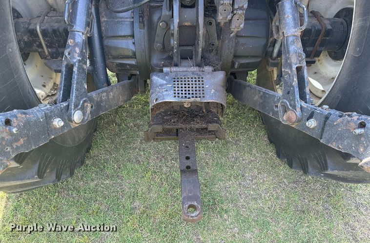 image for item MB9555 2002 New Holland TS110  tractor