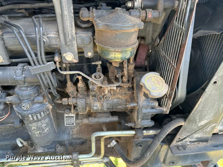 image for item MB9555 2002 New Holland TS110  tractor