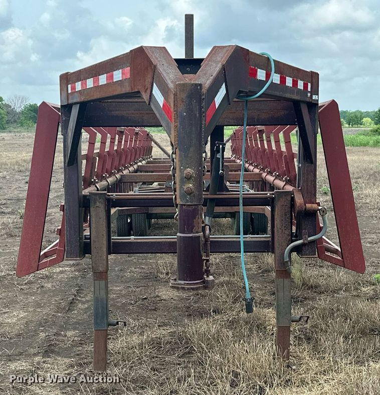 image for item MB9565 2012  Hay bale trailer