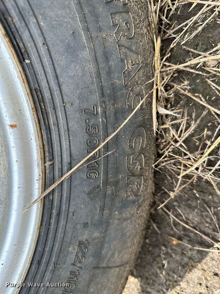 image for item MB9565 2012  Hay bale trailer