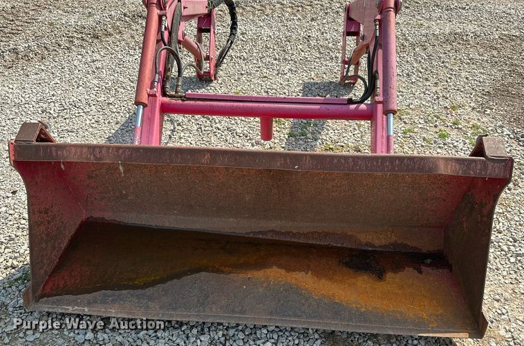 image for item MB9592 Mahindra ML111  loader