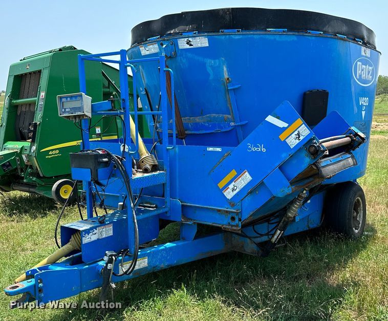 image for item MB9623 Patz V420  feed grinder/mixer