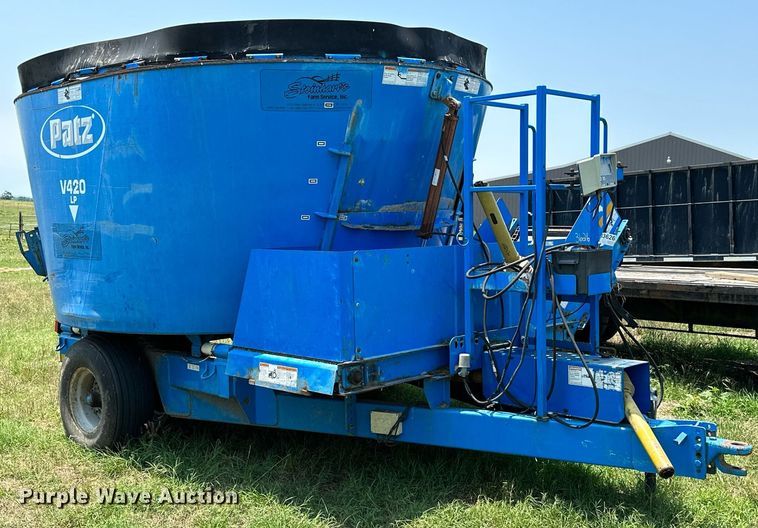 image for item MB9623 Patz V420  feed grinder/mixer