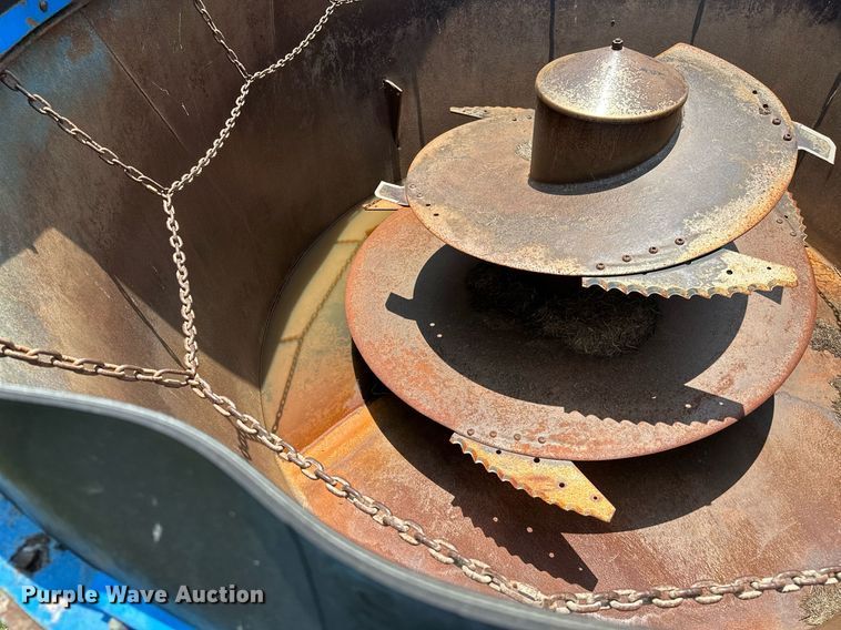 image for item MB9623 Patz V420  feed grinder/mixer