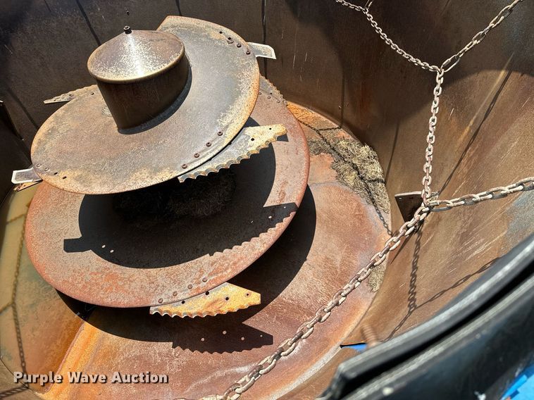 image for item MB9623 Patz V420  feed grinder/mixer