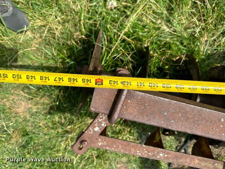 image for item MB9625 John Deere  tandem disk