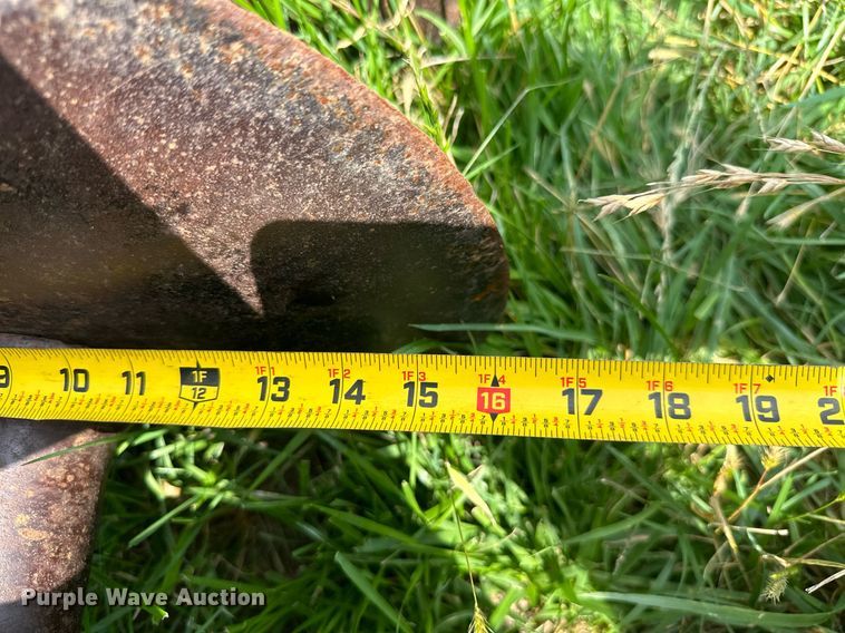 image for item MB9625 John Deere  tandem disk