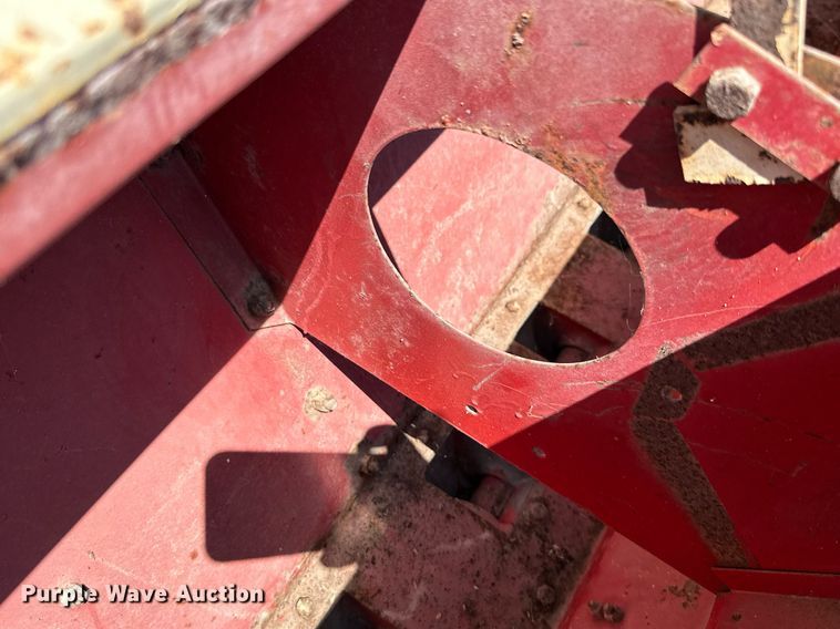 image for item MB9660 International 510  grain drill