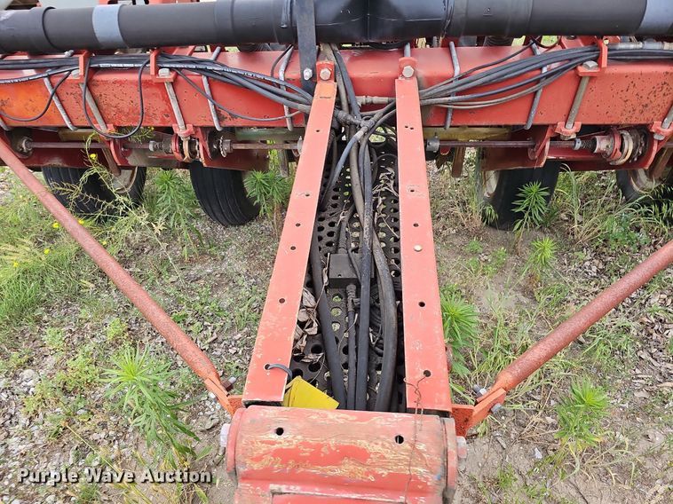 image for item MD9853 White Farm Equipment 5100  planter