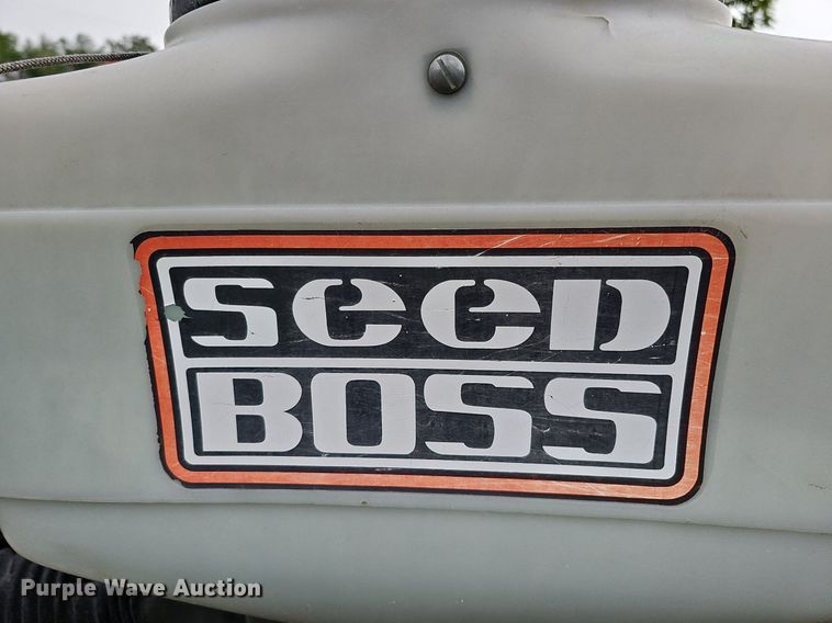 image for item MD9853 White Farm Equipment 5100  planter