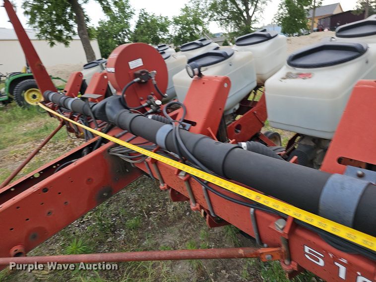 image for item MD9853 White Farm Equipment 5100  planter