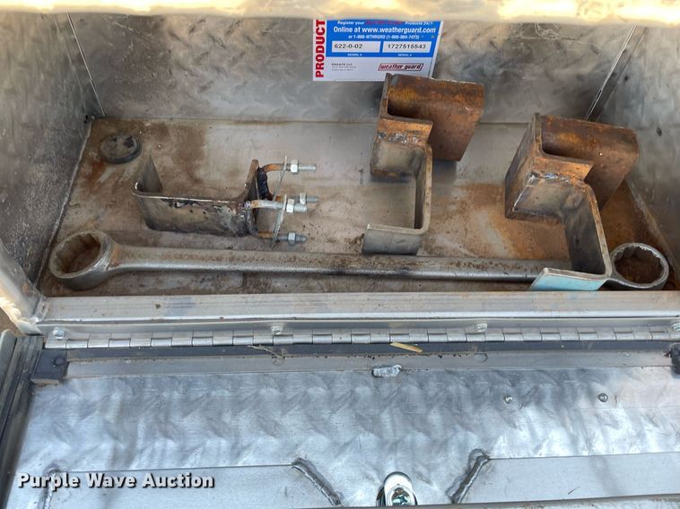 image for item ME9934 2013 Chevrolet Silverado 2500HD  bale bed pickup truck