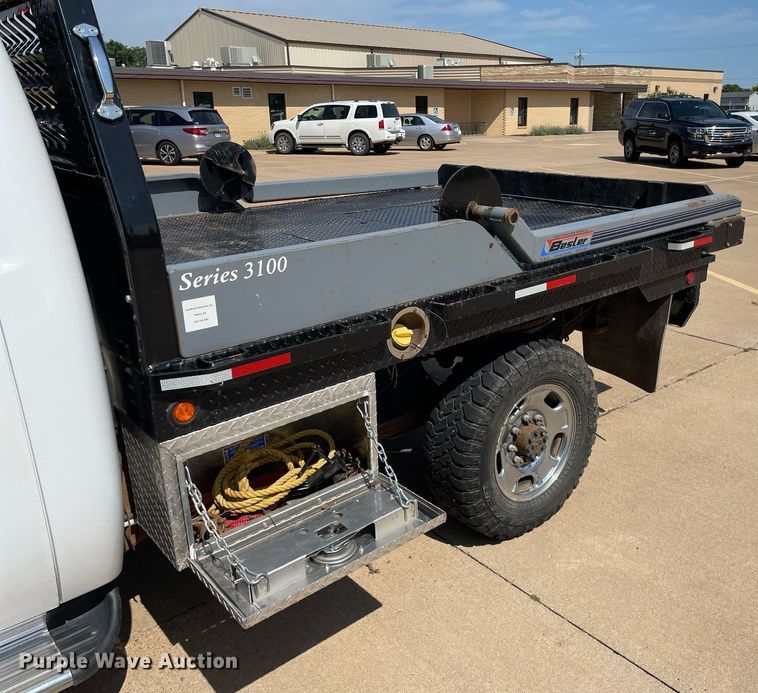 image for item ME9934 2013 Chevrolet Silverado 2500HD  bale bed pickup truck