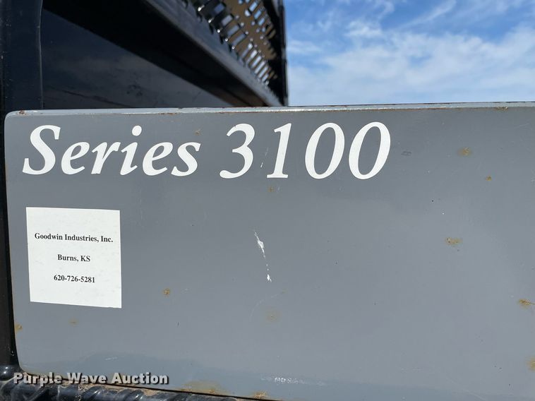 image for item ME9934 2013 Chevrolet Silverado 2500HD  bale bed pickup truck