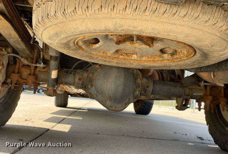 image for item ME9934 2013 Chevrolet Silverado 2500HD  bale bed pickup truck