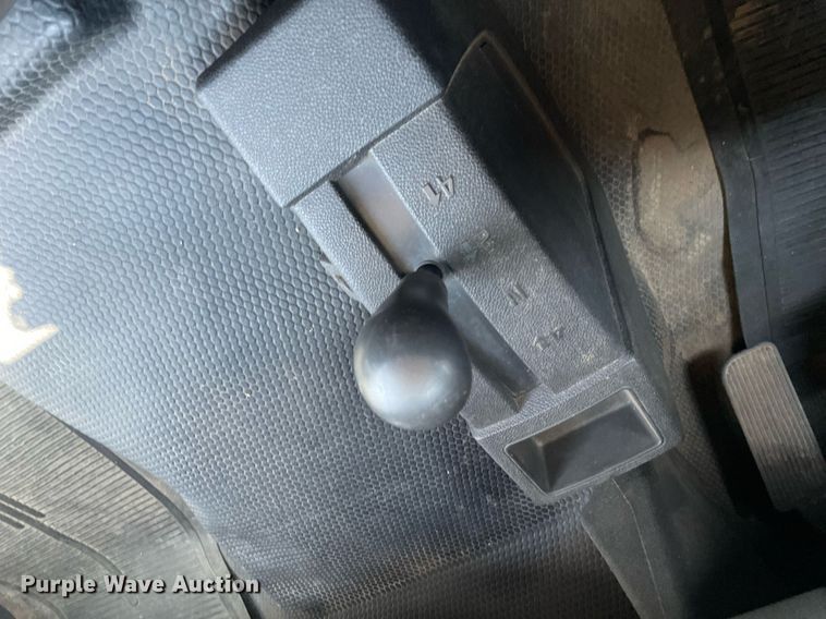 image for item ME9934 2013 Chevrolet Silverado 2500HD  bale bed pickup truck