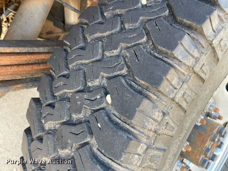 image for item ME9934 2013 Chevrolet Silverado 2500HD  bale bed pickup truck